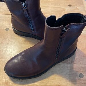 Ecco ankle boots like new size 7